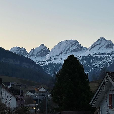 Zwinglis Ferienwohnung Nesslau Exteriör bild